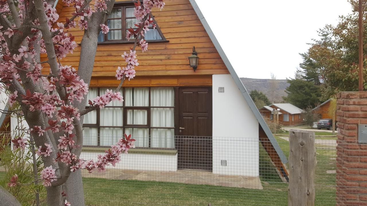 Complejo La Cautiva Villa Esquel Exterior photo
