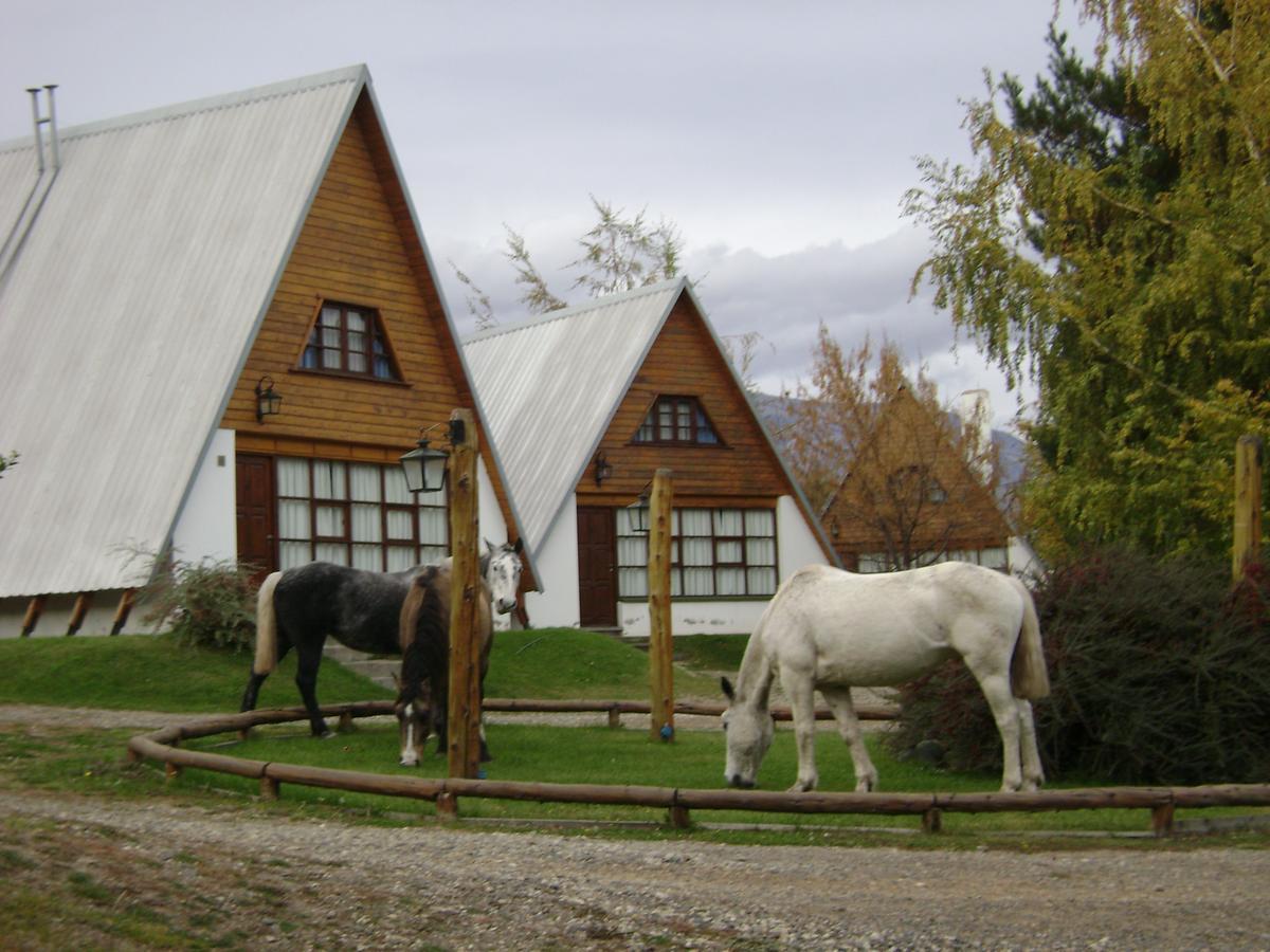 Complejo La Cautiva Villa Esquel Exterior photo