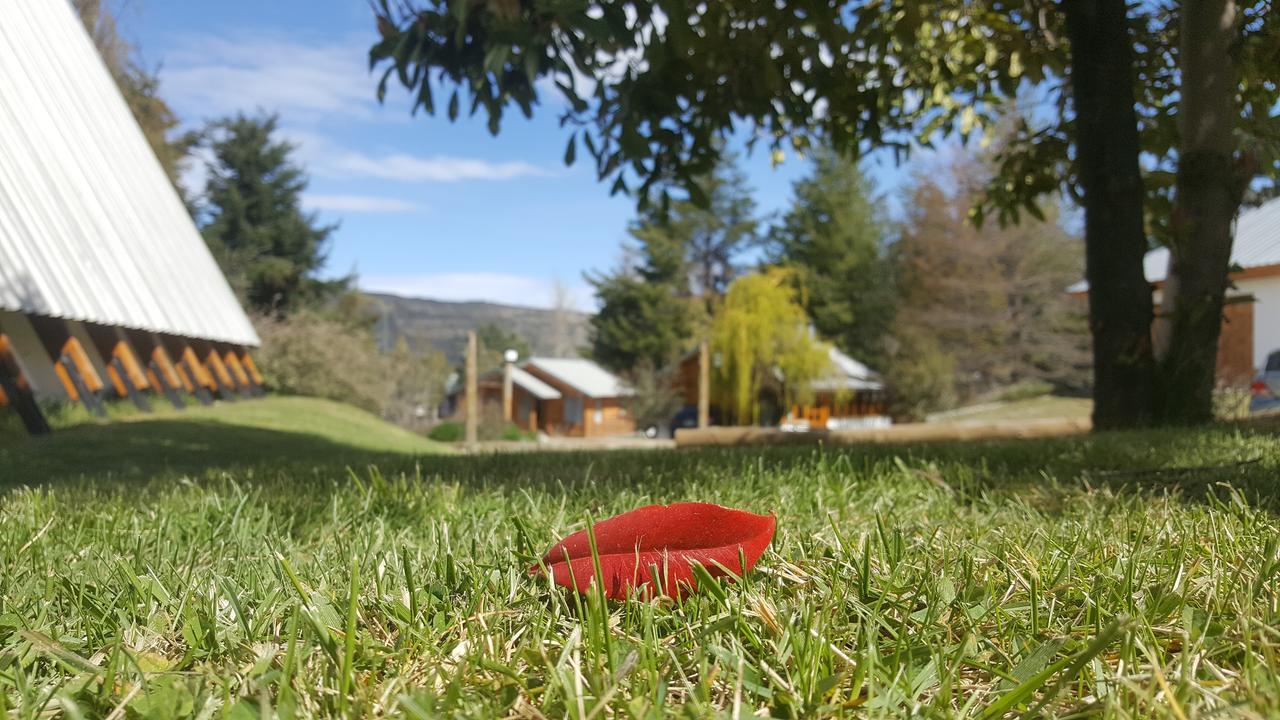 Complejo La Cautiva Villa Esquel Exterior photo